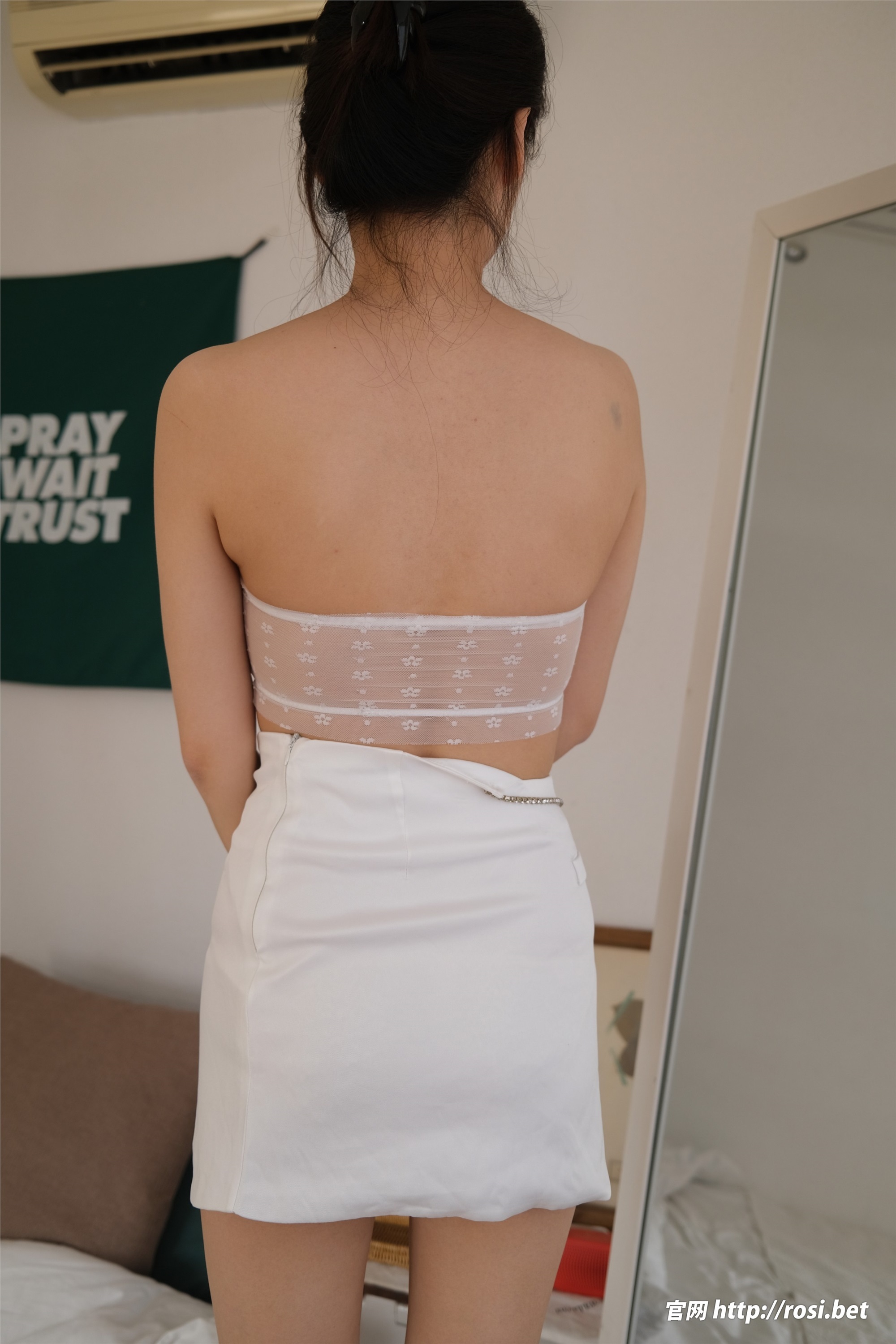 ROSI写真 2023.12.21 NO.4399